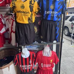 Soccer Uniforms/ Uniforme De Futbol