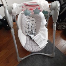 Graco Baby Swing 