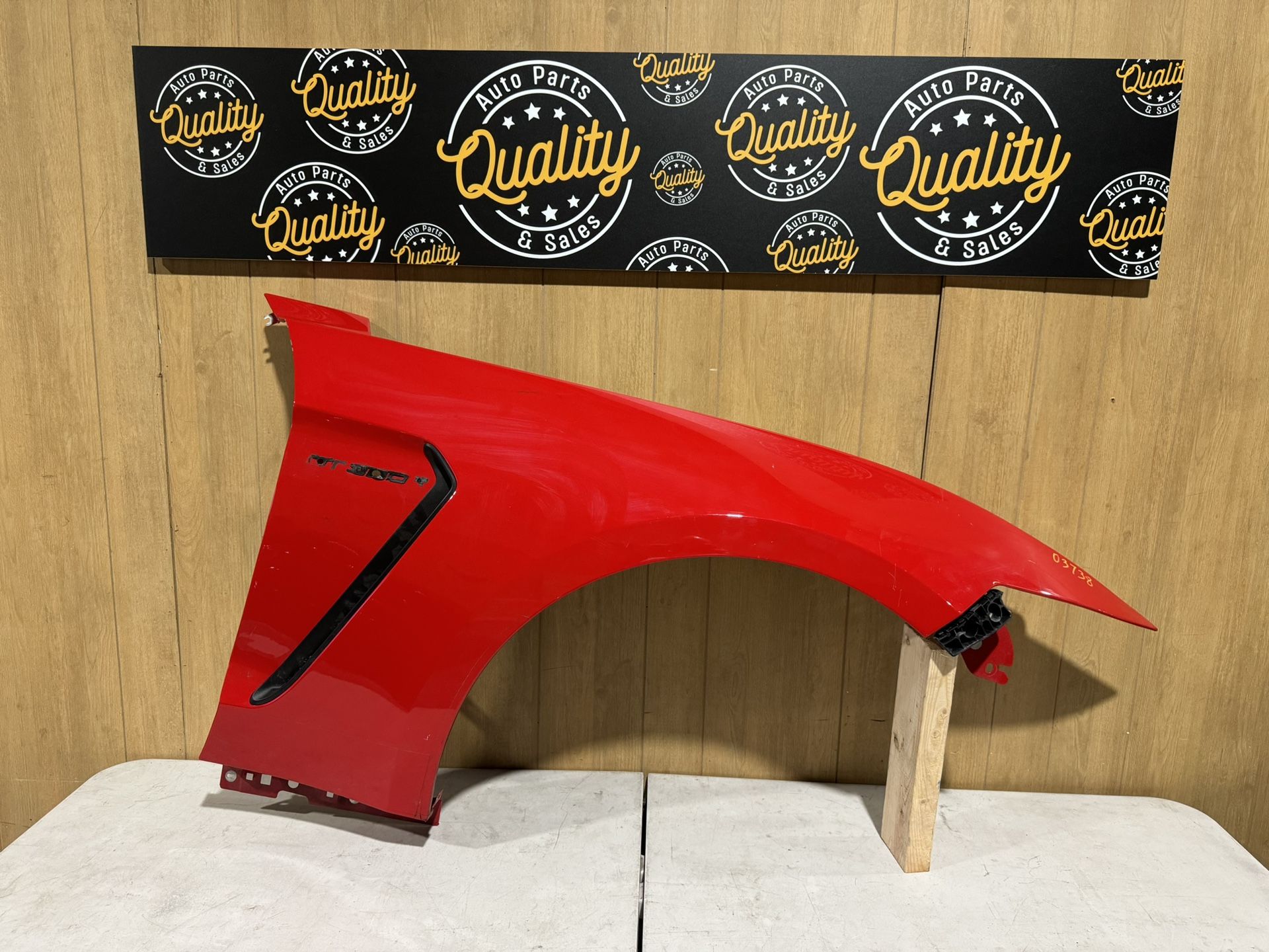 2015 2016 2017 2018 2019 2020 2021 2022 Ford Mustang Shelby Passenger Side Fender