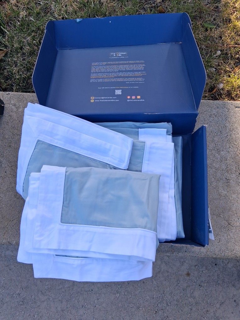 Queen Duvet And 2 Pillow Cases. Brand New. Never used. High Quality. Classy.