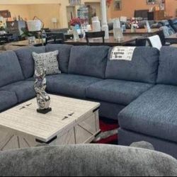 Ballinasloe Lake Sectional Oversized ❗Ashley Brand New 