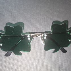 Shamrock adult glasses