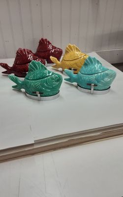 Vintage Chicken Of The Sea Tuna Baker Fish- Located in Shelton