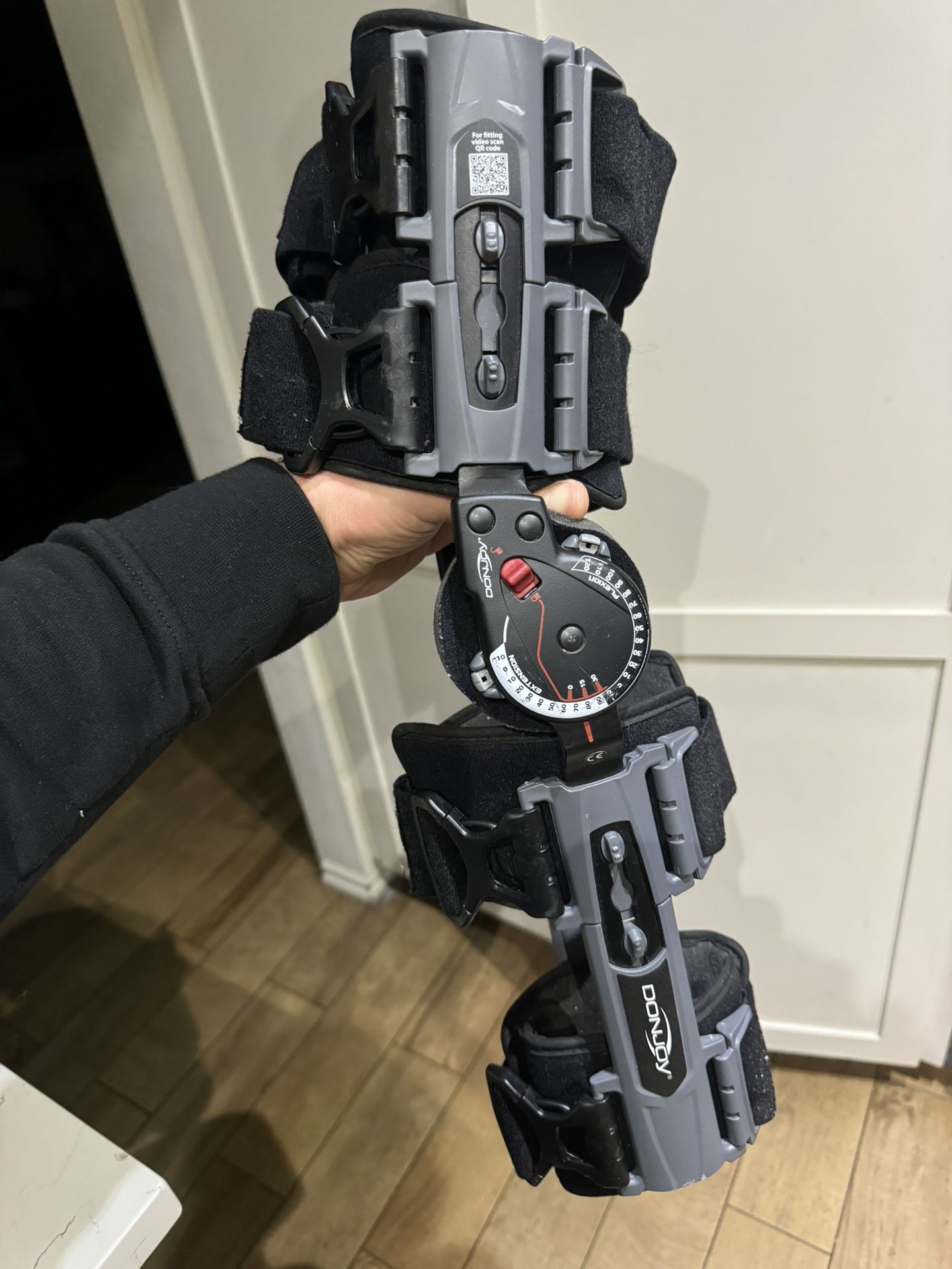 Knee Brace