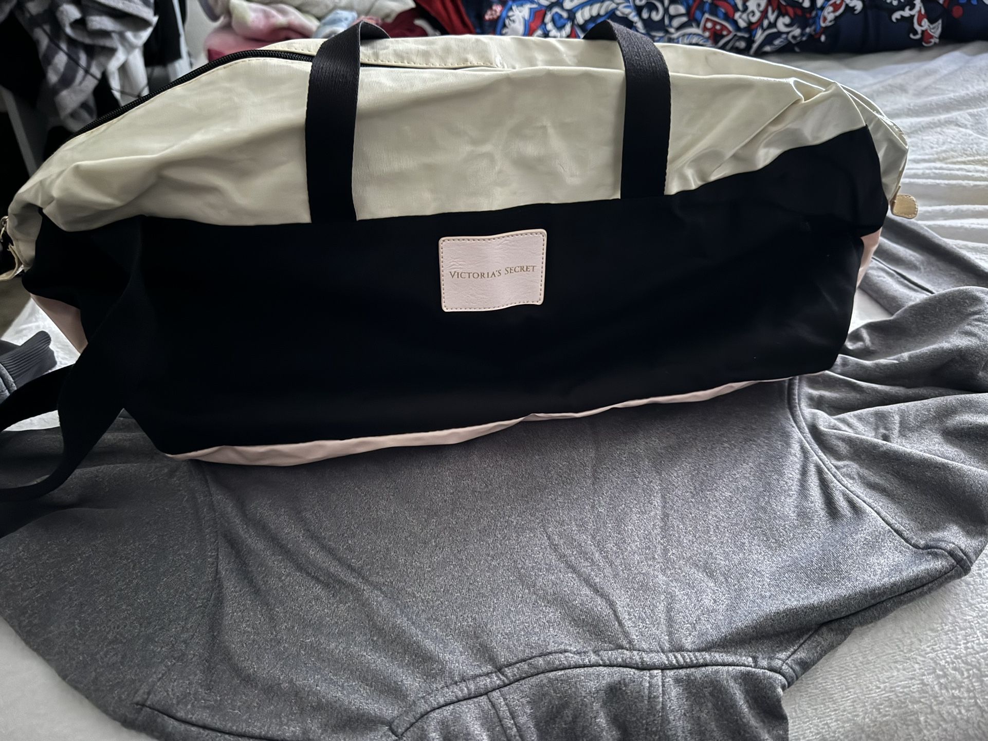 Victoria Secrets Duffle Bag