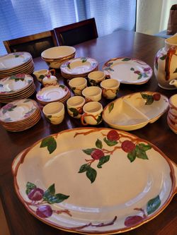 Franciscan Ware Apple Design
