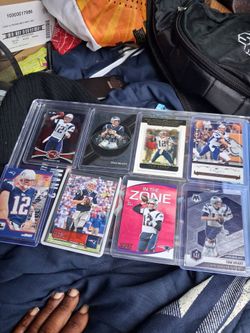 Tom Brady NFL Trading Card Lot of 8