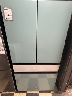 Samsung Bespoke Refrigerator in Blue and White Glass 👻
