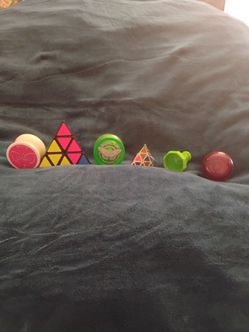 Yo yos and puzzle
