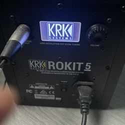 KRK RP5 Rokit 5 G4 Professional Bi-Amp 5" (1)
