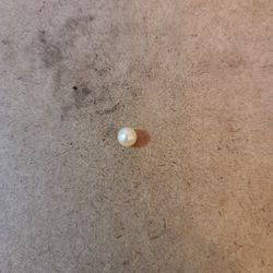 Uncut White Pearl..I Don't Give My Number Out For Privacy Resons