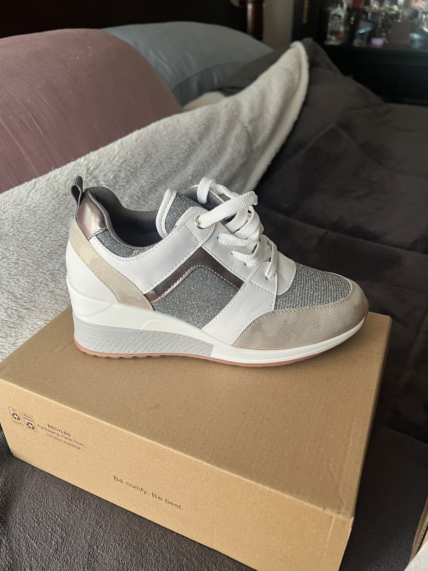 2 Pairs Women’s Platform Sneakers