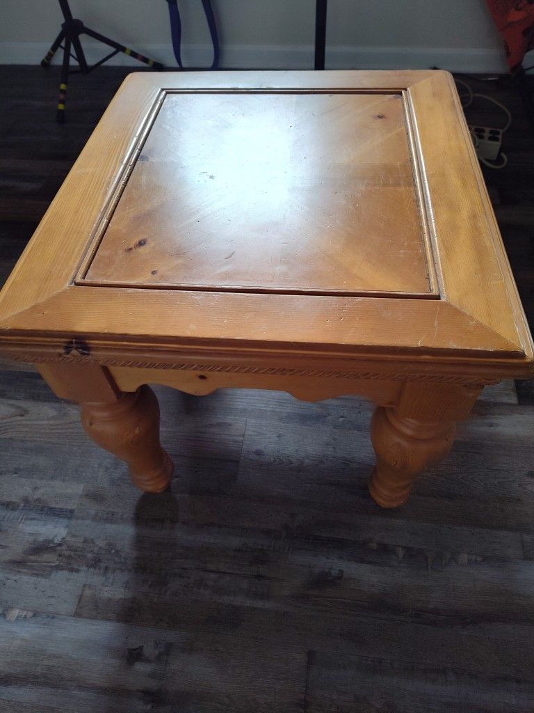 Solid Oak End Table Holds Heavy Items