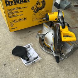 DEWALT 15 Amp Corded 12 in. Compound Double Bevel Miter Saw