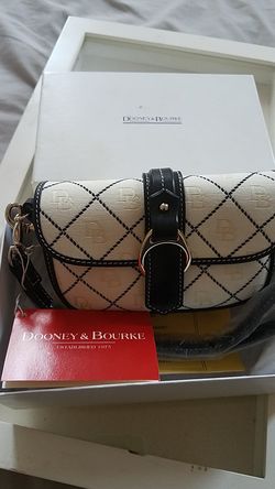Dooney & Bourke Wristlet