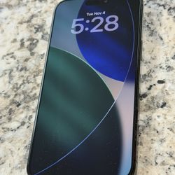 Apple iPhone 15 Pro Max - 256GB - Black Titanium (AT&T / CRICKET)