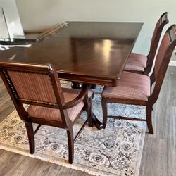 Dining Room Table And 6 Chairs