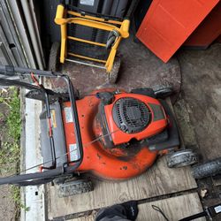 DOES NOT RUN. Kohler Lawn Mower