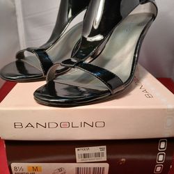 BANDOLINO. 81/2 M. BLACK  3" SANDLE SHOES