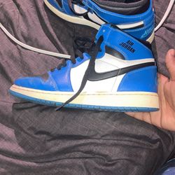 Game Royal Jordan 1’s