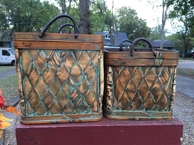 Wicker containers