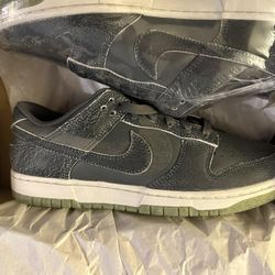 Nike Dunk Low “Halloween” size(7.5M/9W). DS(New). $120. Cash. (Retail). Deals!!