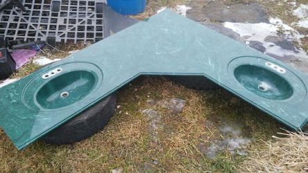 L shaped double sink