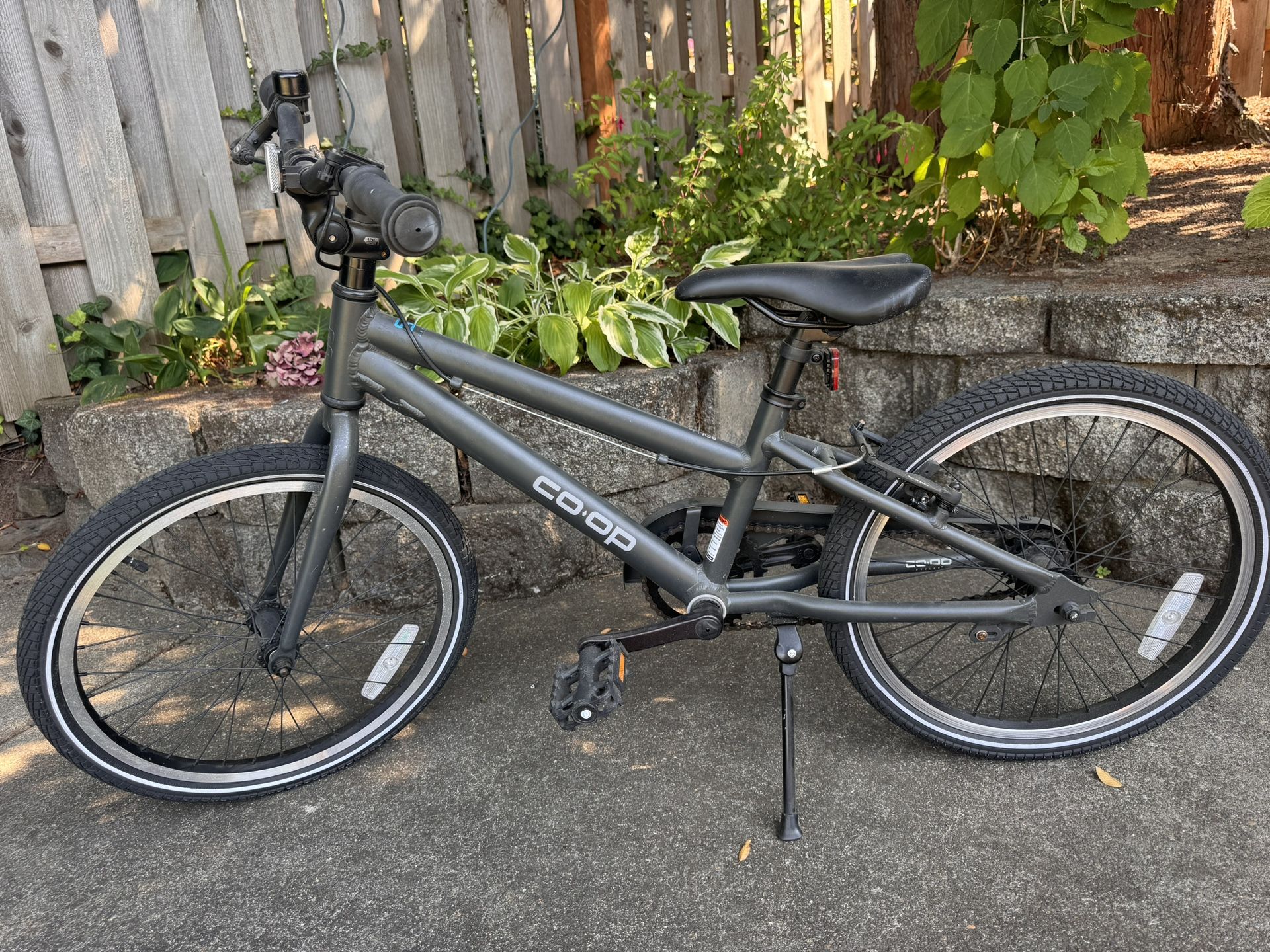 CoOp REI KIDS BIKE 20”