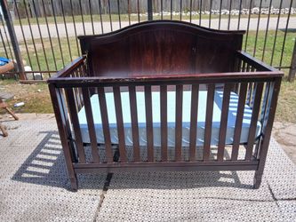Crib and mattress