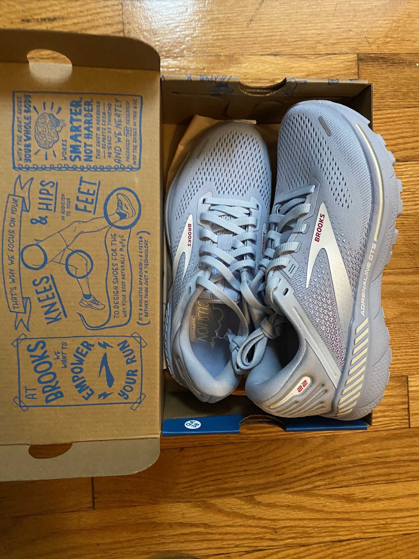 Brooks Adrenaline GTS 22