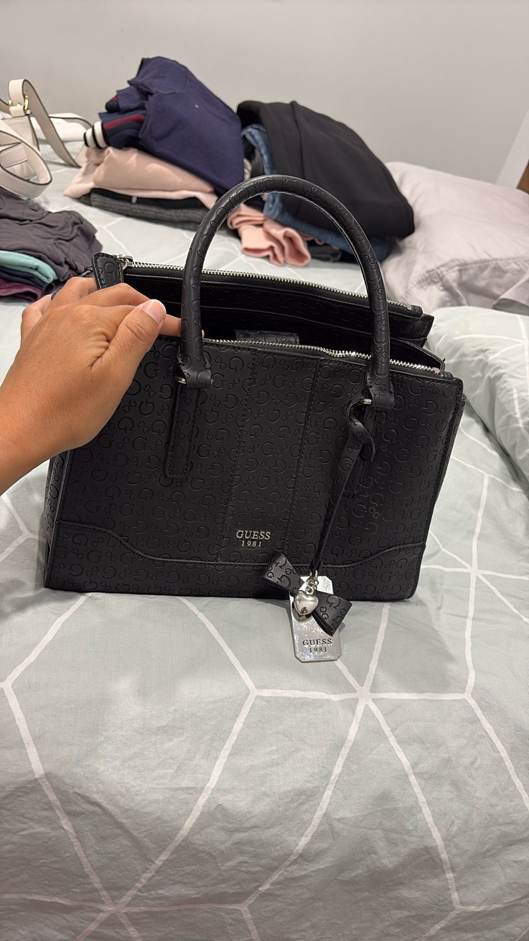 Guess Bag