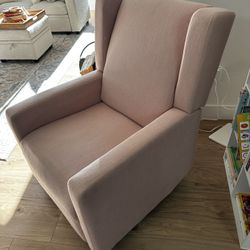 Maternity recliner chair