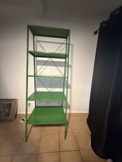 Green Shelf