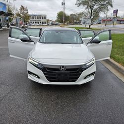 2019 Honda Accord Hybrid Touring 
