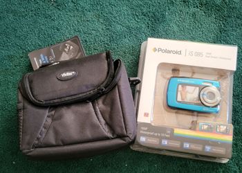 Polaroid iS 085 Camera