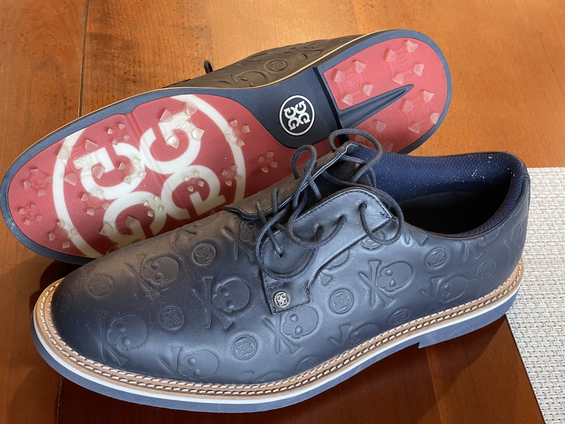 MEN'S GALLIVANTER EMBOSSED SKULL & TEES LEATHER GOLF SHOE - size 13