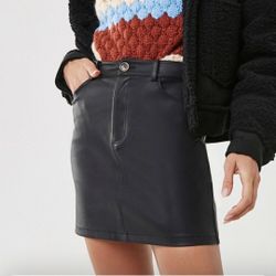 NEW (small) Faux Leather Mini Skirt (nwt)