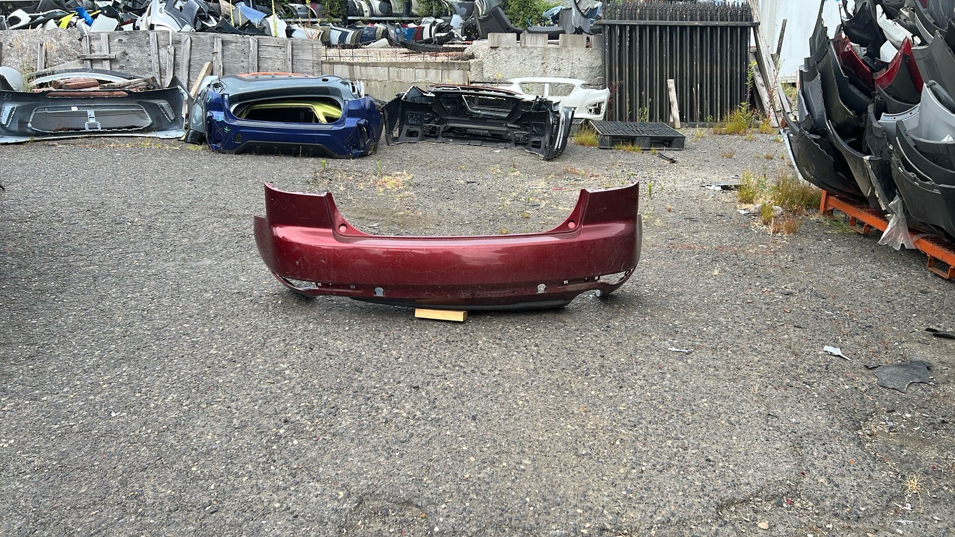2010 To 2012 Mazda CX-7 Rear Bumper #B603 MA1100 203