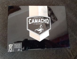 Like New Camacho Wood Cigar Box