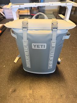 Yeti backpack cooler green