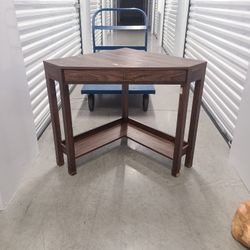Corner Desk
