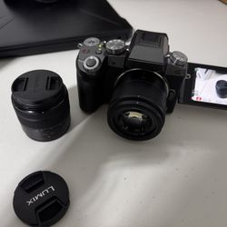 Panasonic LUMIX G7KS With 2 Lenses