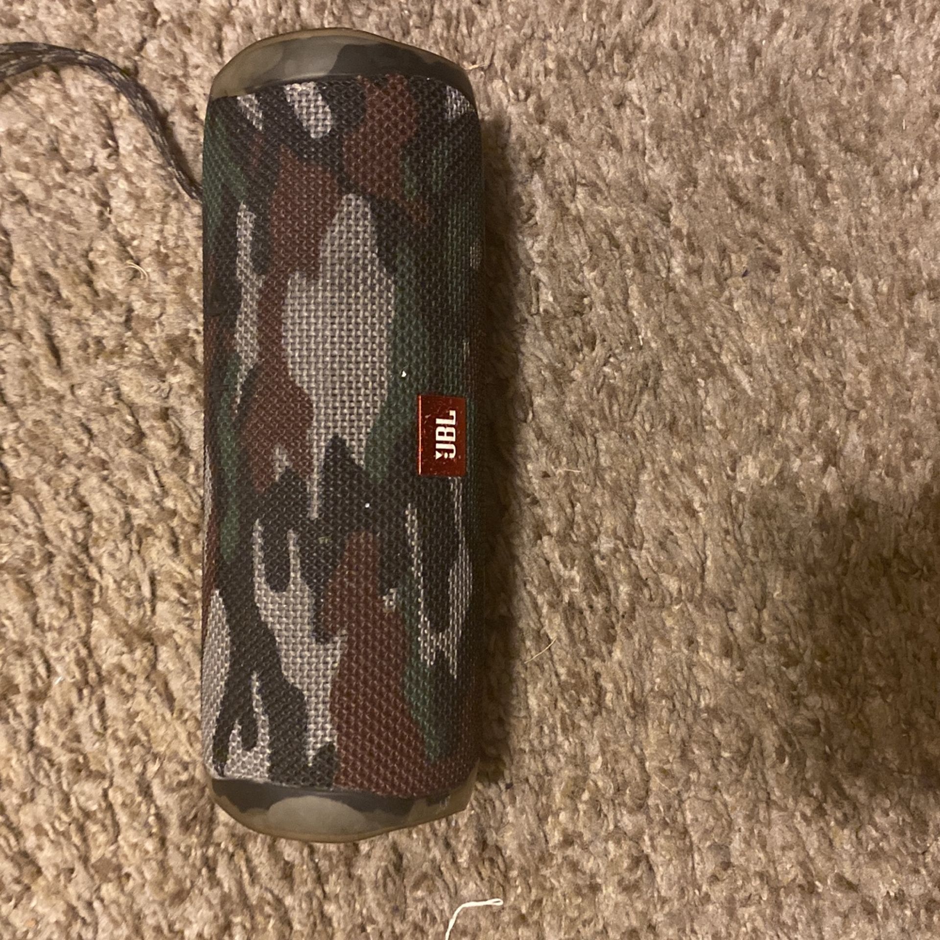 JBL Flip 5 Bluetooth Speaker