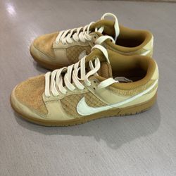 Nike Dunk Low Retro   Wheat/coconut Milk-Sesame Bleat/Sesame/Noir/Lait de coco