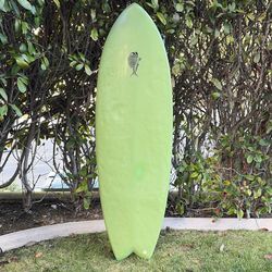 5’11 Surfboard Fish Keel Fins 