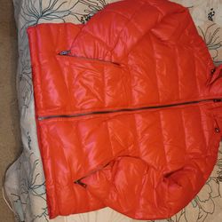 Men's medium Guess puffer red coat