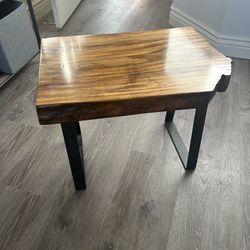 Live Edge Table