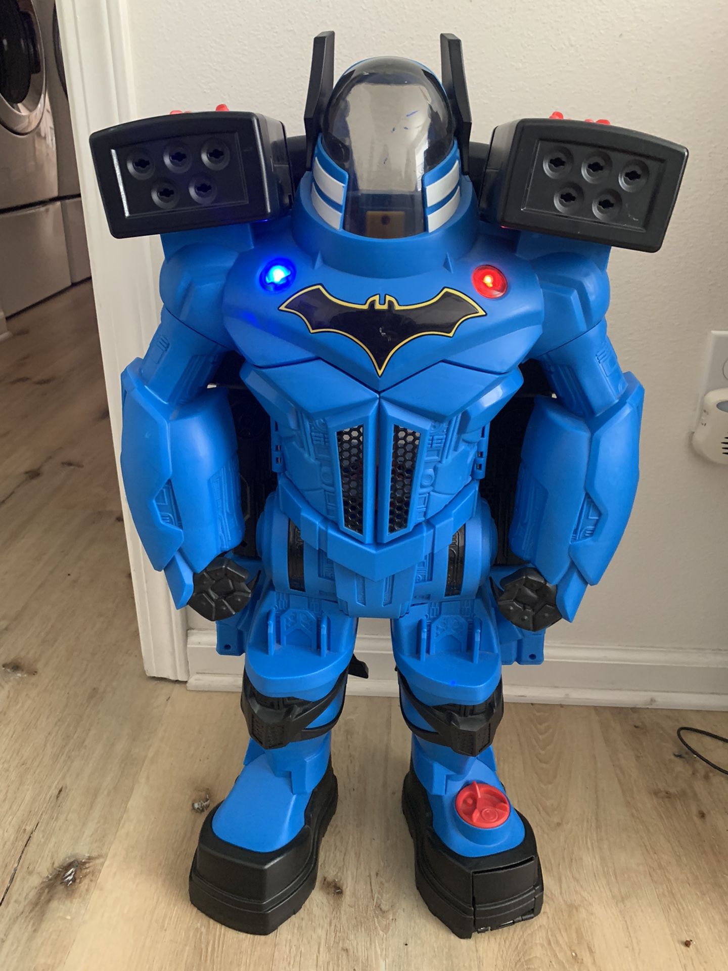 2017 Mattel Batman Robotic Suit DC