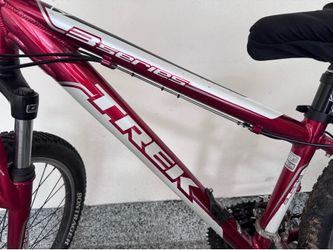 Trek Bike; pick up only.