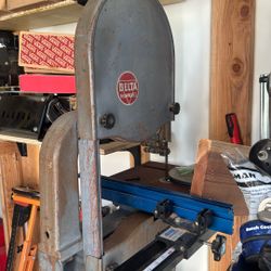 Bandsaw - Delta Milwaukee 